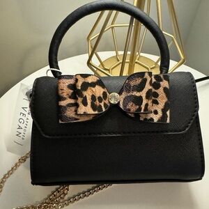 Final Price!!
Blush Kiss mini bag